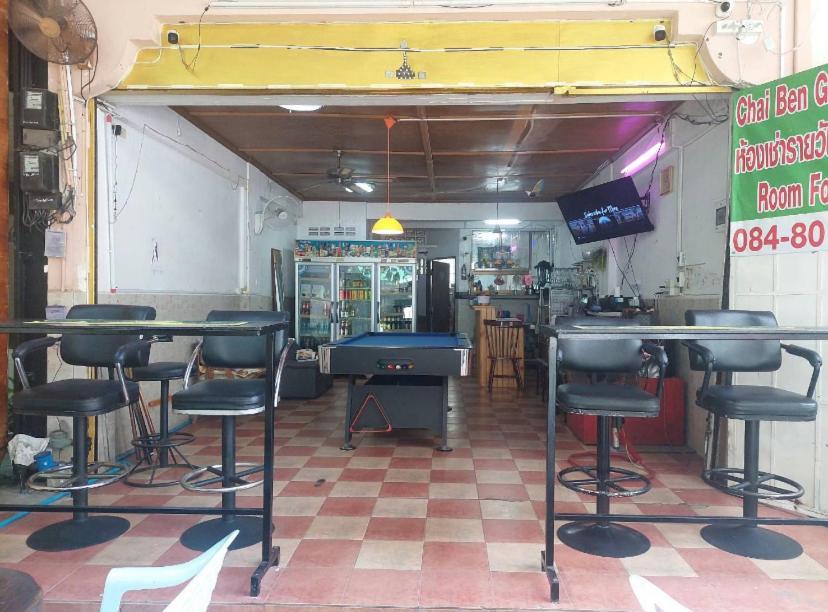 Pluemchai Guesthouse Jomtien Beach Exteriör bild