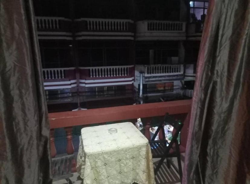 Pluemchai Guesthouse Jomtien Beach Exteriör bild